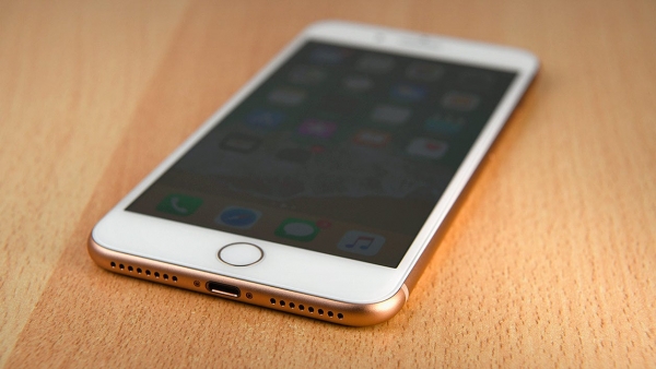 
                                    Раскрыто настоящее название iPhone SE 2
                                